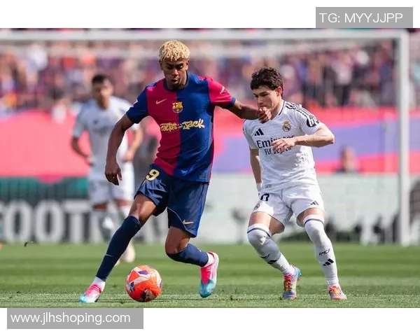 中超精彩对决里昂逆转巴萨全场沸腾瞬间回顾与分析