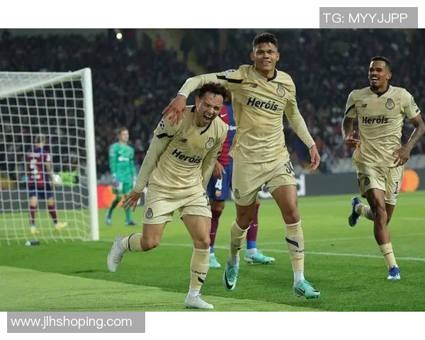 意甲大战波尔图狂胜巴萨五球大捷全场沸腾精彩集锦回顾