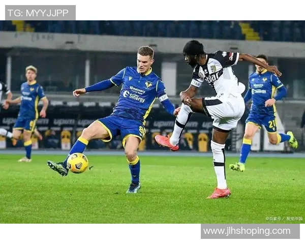 足总杯精彩对决莱比锡3-0战胜那不勒斯争议判罚引发全场热议