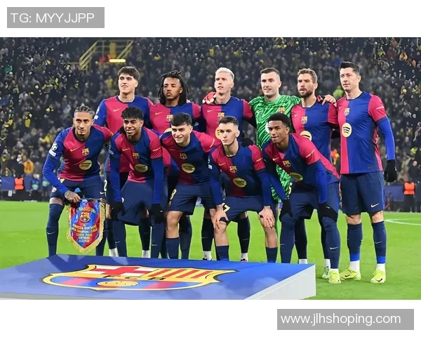 西甲激战巴黎圣日耳曼凭乌龙球险胜巴萨全场沸腾